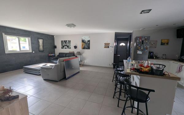 Maison à vendre    4 pièces •  Pont-d'Ain