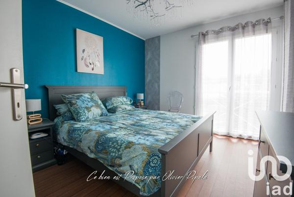 Maison traditionnelle 7 pièces de 174 m² à Mortagne-sur-Sèvre (85290)