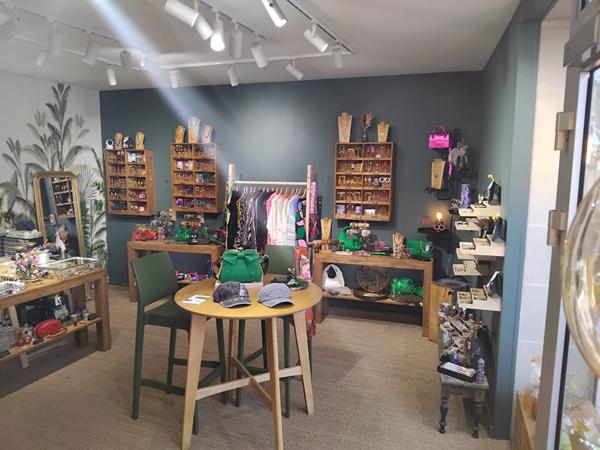 Local commercial Chalonnes Sur Loire 2 pièce(s) 50 m2