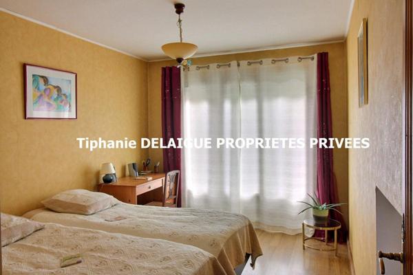 Le Chambon-Feugerolles 42500 secteur paisible T4 traversant 74,82m² 2 chambres garage, cave dans une petite copropriété