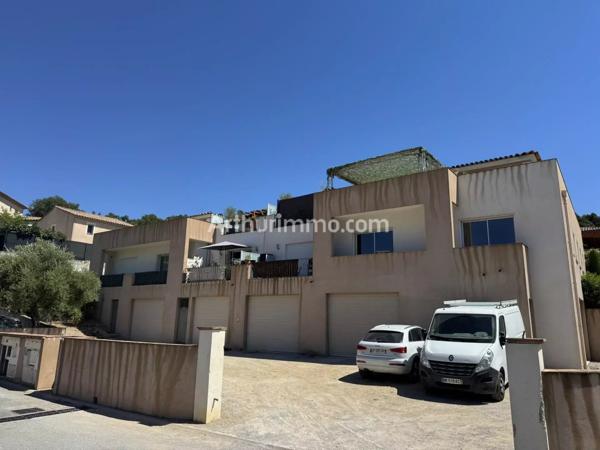 Vente                                                      Immeuble
                        
                     22 pièces                      274 m2                     à Sainte-Maxime