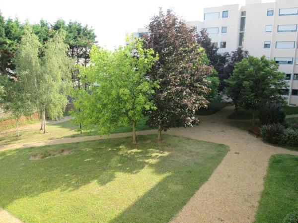 Appartement à louer 1 pièce 33.1m²