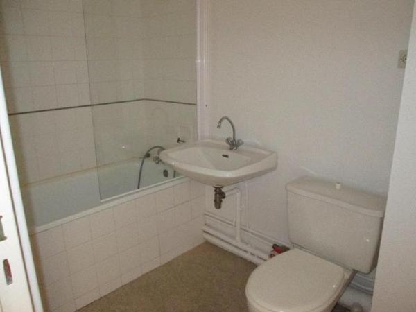 Appartement à louer 1 pièce 33.1m²