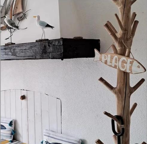 Maison à vendre 8 pièces SAINT GILLES CROIX DE VIE (85)- ensemble immobilier de 2 maisons de type 4 avec piscine jardinet stationnement