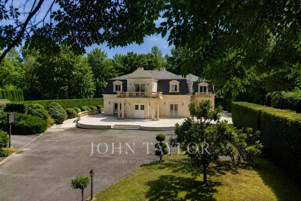 Mansart d’exception dans un domaine privé golfique