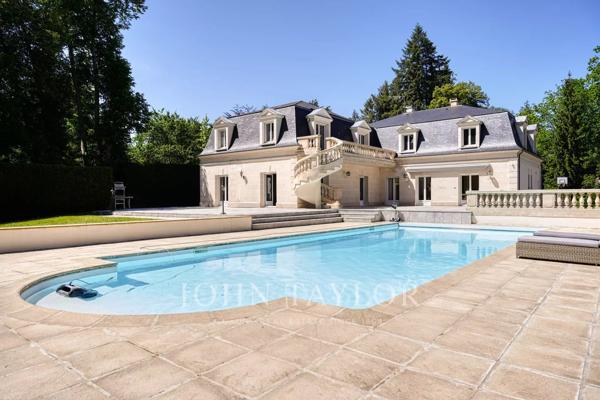 Mansart d’exception dans un domaine privé golfique