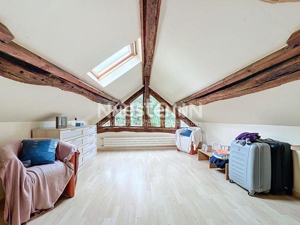 A vendre Centre Ville Dreux - secteur Camus - Maison 10 pièces avec jardin 700 m² et garage couvert