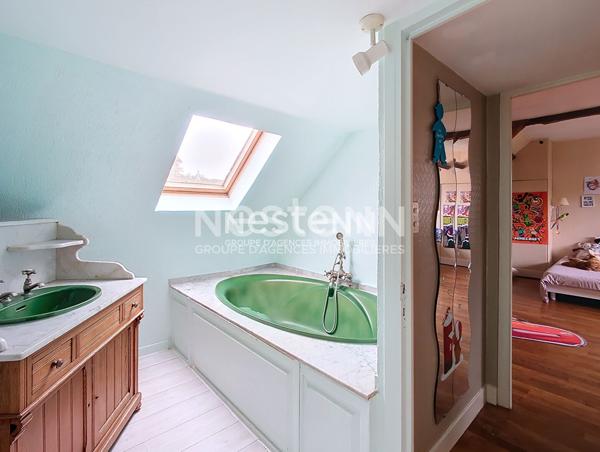 A vendre Centre Ville Dreux - secteur Camus - Maison 10 pièces avec jardin 700 m² et garage couvert