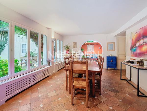 A vendre Centre Ville Dreux - secteur Camus - Maison 10 pièces avec jardin 700 m² et garage couvert