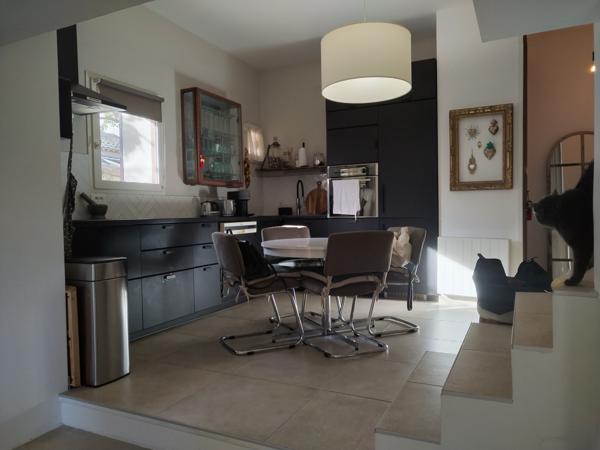 Aix-en-Provence (13100) Duplex T2 avec jardinet + emplacement privatif