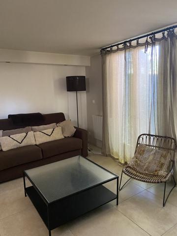 Aix-en-Provence (13100) Duplex T2 avec jardinet + emplacement privatif