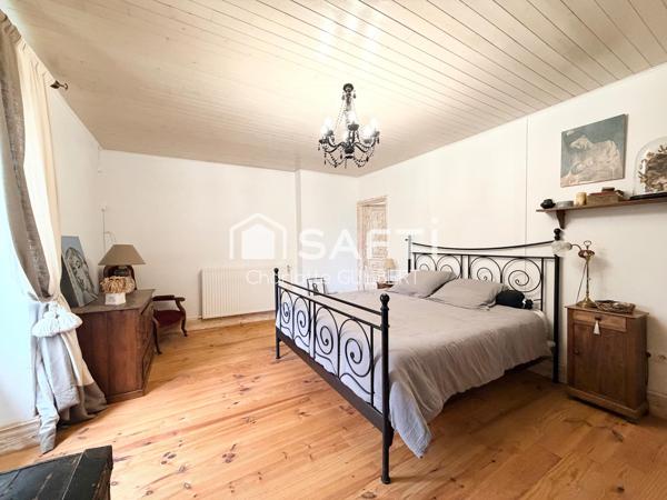 Maison 5 chambres et bureau avec piscine