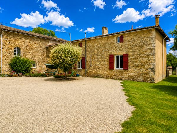 Maison à vendre à Chey (79120) - Deux-Sèvres