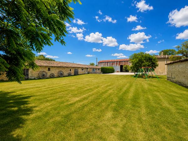 Maison à vendre à Chey (79120) - Deux-Sèvres