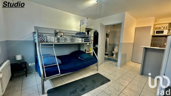 Immeuble à vendre 876 m² Chaponnay