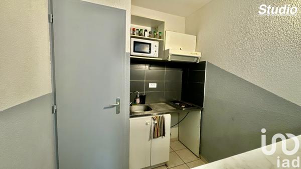 Immeuble à vendre 876 m² Chaponnay