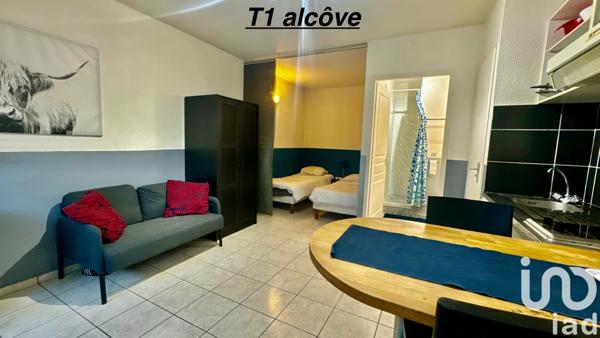 Immeuble à vendre 876 m² Chaponnay