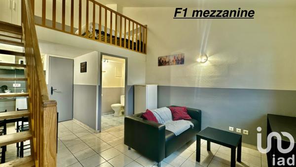 Immeuble à vendre 876 m² Chaponnay