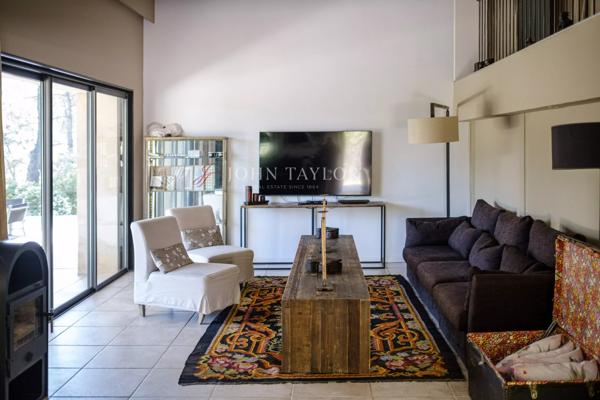 A VENDRE Belle Maison en Pierre avec Piscine Pernes les Fontaines Provence