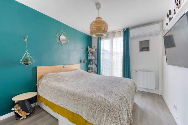 Appartement Chevry Cossigny 3 pièce(s) 61.50 m2