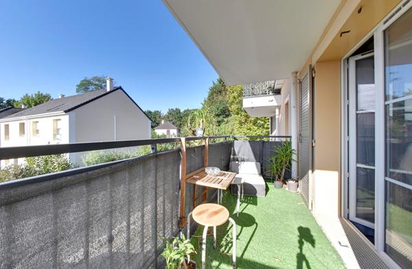 Appartement Chevry Cossigny 2 pièce(s) 40.81 m2