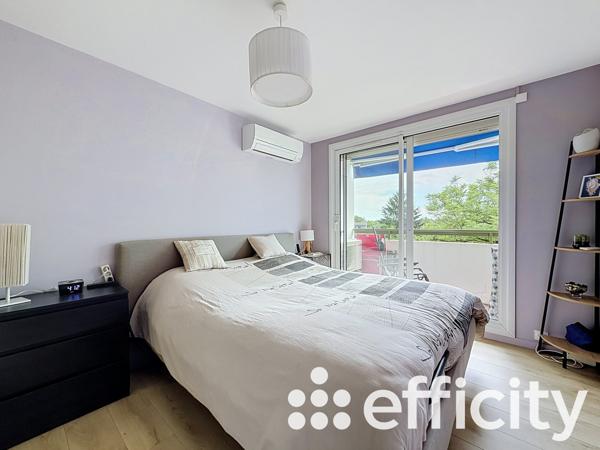 Appartement
         5 pièces
        - 112 m² Exclusivité 375 000 € *