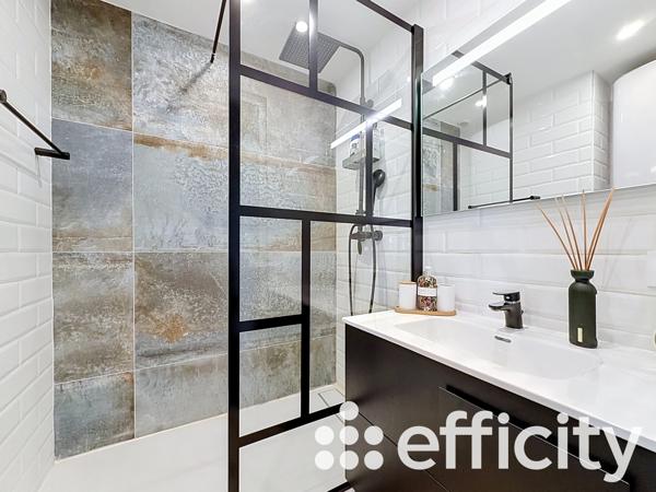 Appartement
         5 pièces
        - 112 m² Exclusivité 375 000 € *