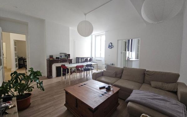 Appartement à vendre    3 pièces • 96,60 m2 Saint-Étienne