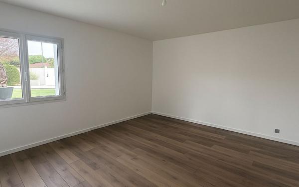 Maison à vendre    6 pièces • 200 m2 Saintes