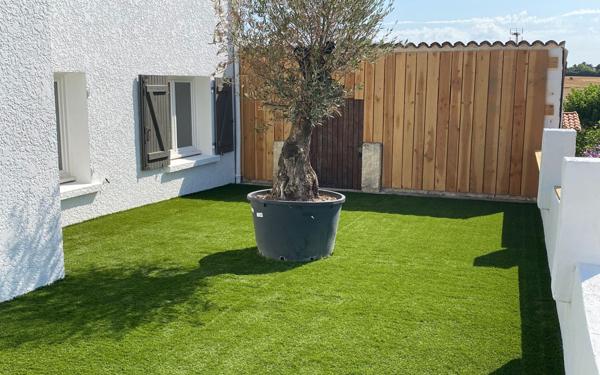 Maison à vendre    6 pièces • 200 m2 Saintes