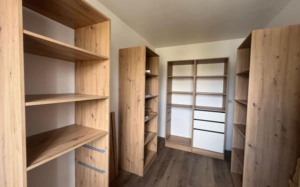 Maison à vendre    6 pièces • 200 m2 Saintes