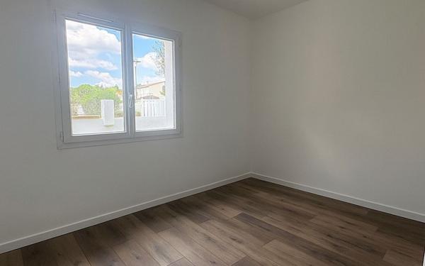 Maison à vendre    6 pièces • 200 m2 Saintes