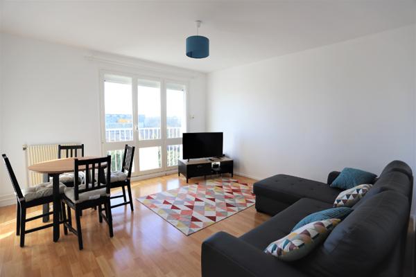 44400 REZE REZE 8 MAI - Appartement 4 pièces 74 m²