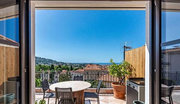 Superbe maison de ville en duplex de 100m² avec vue mer