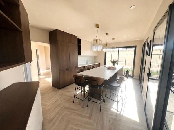 Maison d'architecte contemporaine avec piscine - Saint Just Saint Rambert