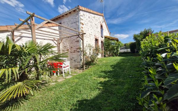 Maison à vendre    3 pièces • 65 m2 Rocheservière