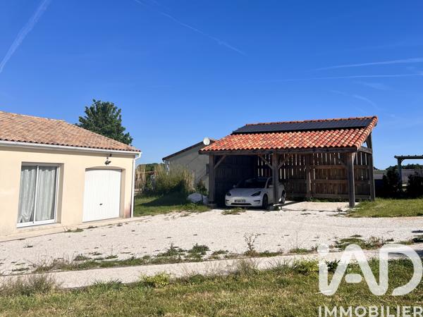 Maison à vendre 5 pièces 124 m² Coteaux-du-Blanzacais