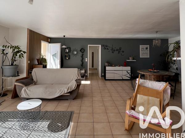 Maison à vendre 5 pièces 124 m² Coteaux-du-Blanzacais