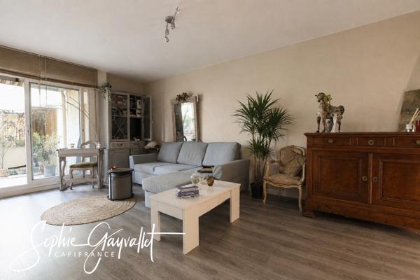 Vente à terme occupée – T2 avec terrasse, jardin, parking et box – Aix-en-Provence