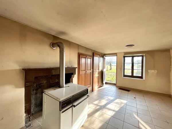 Saint-Laurent-du-Pont (38380) Beau potentiel et du cachet pour ce tènement immobilier à restaurer - à 30 mn de Grenoble et Chambéry