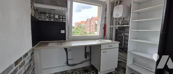 RARE SUR LE MARCHE EN PLEIN CENTRE D'HARDELOT ET A DEUX PAS DE LA MER

Beau duplex de 52m2, s...