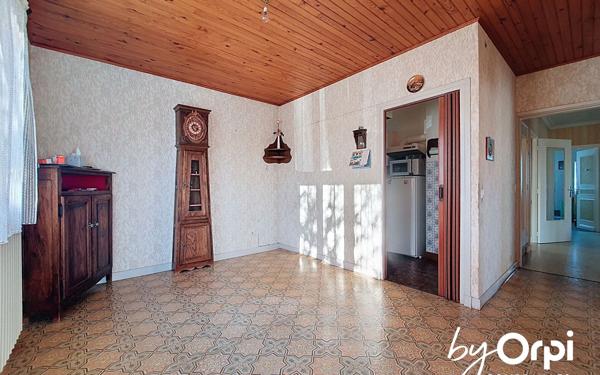 Maison à vendre    5 pièces • 110,53 m2 Les Ancizes-Comps