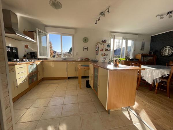 À vendre : Appartement lumineux de 4 pièces à Vannes secteur gare