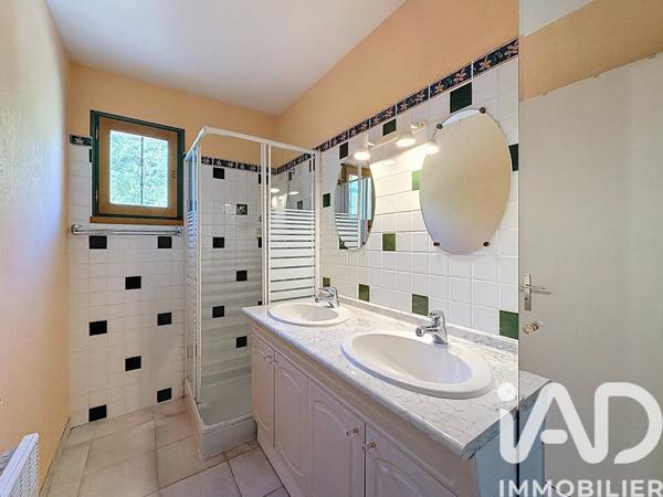 Maison à vendre 4 pièces 150 m² Callian