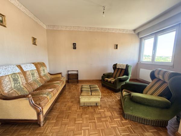 Appartement
         4 pièces
        - 89 m² 129 000 € *