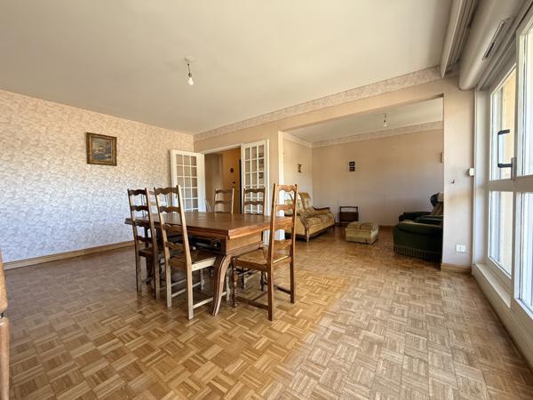 Appartement
         4 pièces
        - 89 m² 129 000 € *