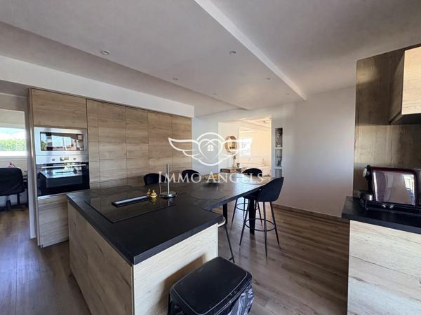 MAUGUIO-BELLE MAISON T5 SUR PARCELLE DE 450 M2 AVEC PISCINE