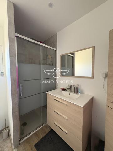 MAUGUIO-BELLE MAISON T5 SUR PARCELLE DE 450 M2 AVEC PISCINE