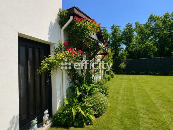 Maison
         5 pièces
        - 115 m² 199 000 € *