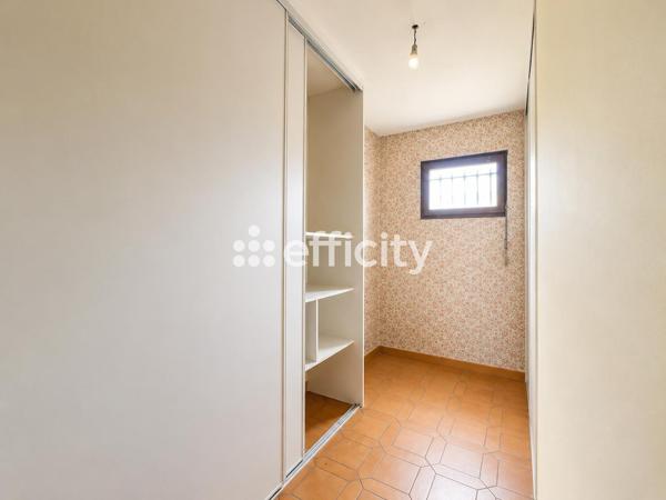 Maison
         5 pièces
        - 115 m² 199 000 € *